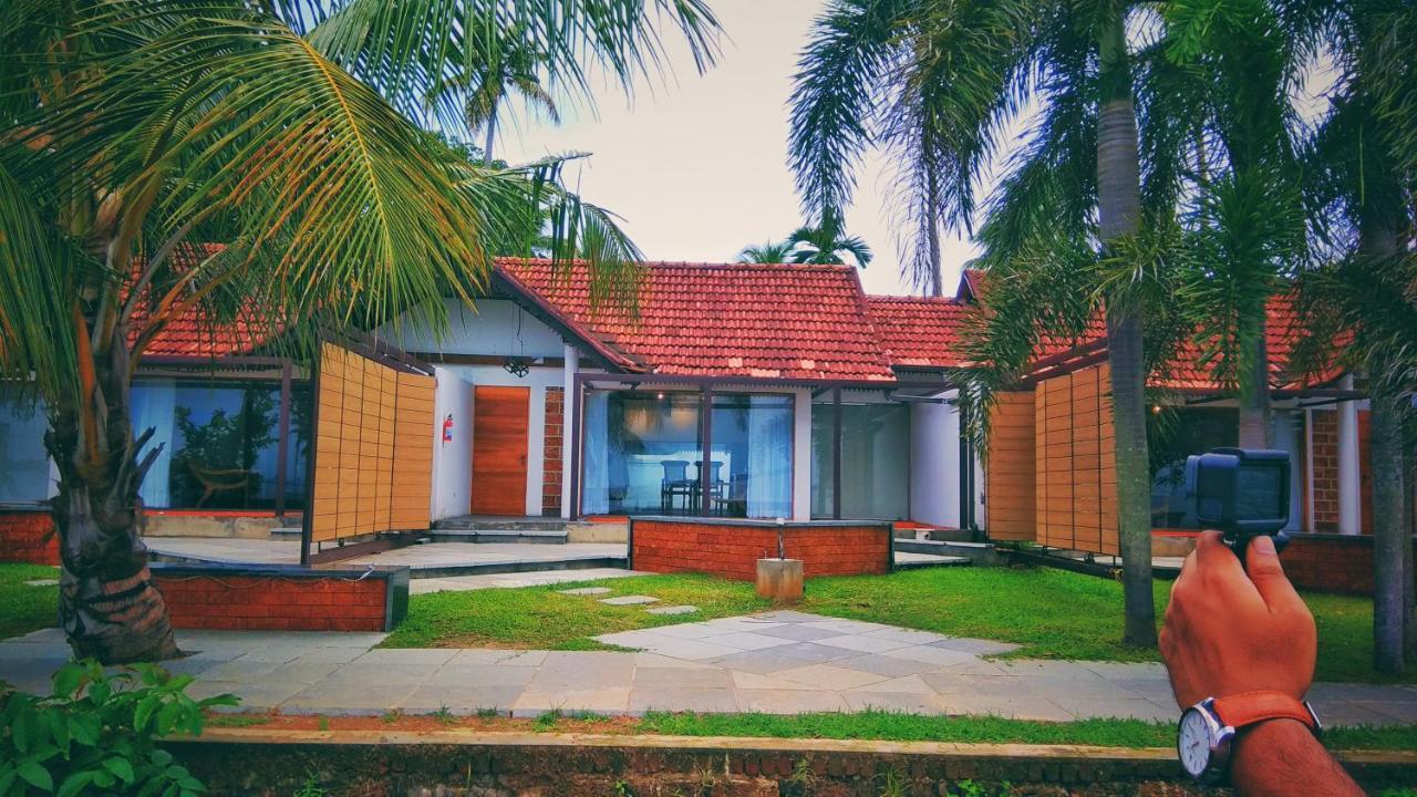 Punnamada Resort Alappuzha Exterior foto