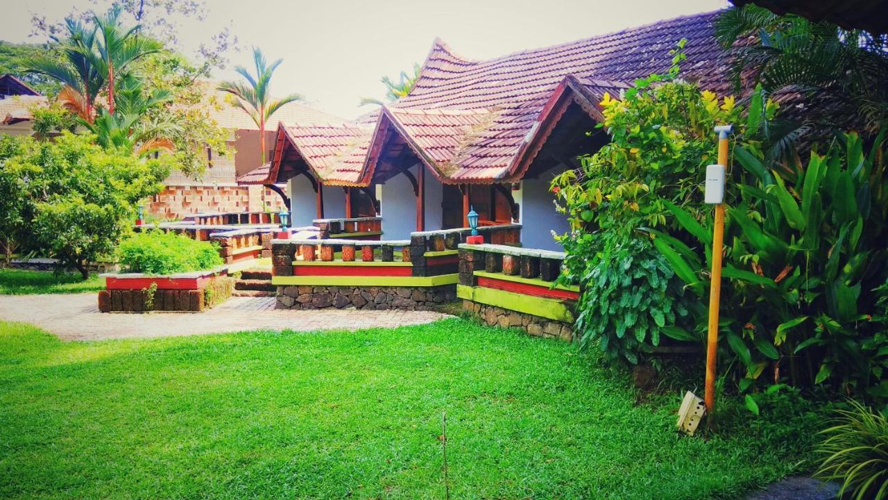 Punnamada Resort Alappuzha Exterior foto