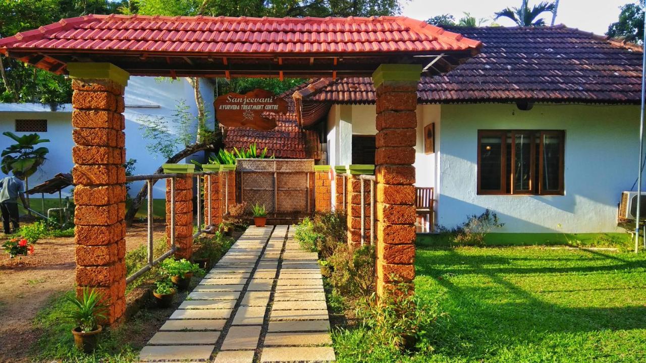 Punnamada Resort Alappuzha Exterior foto
